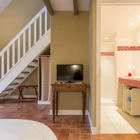 Fleur & 3* Montfarville