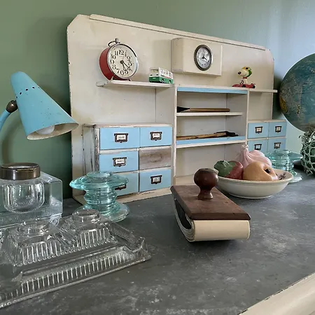 Fleur & Bed & Breakfast 3*