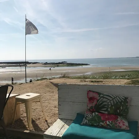 Fleur & Montfarville