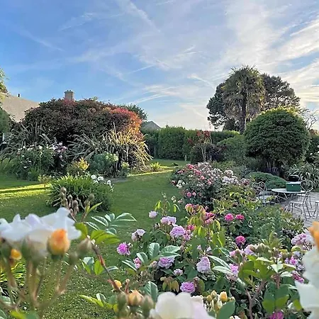 Fleur & 3* Montfarville
