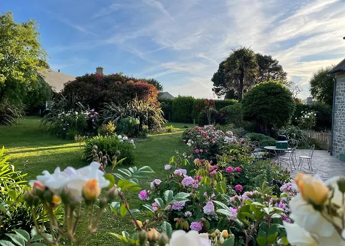 Fleur & Bed & Breakfast Montfarville