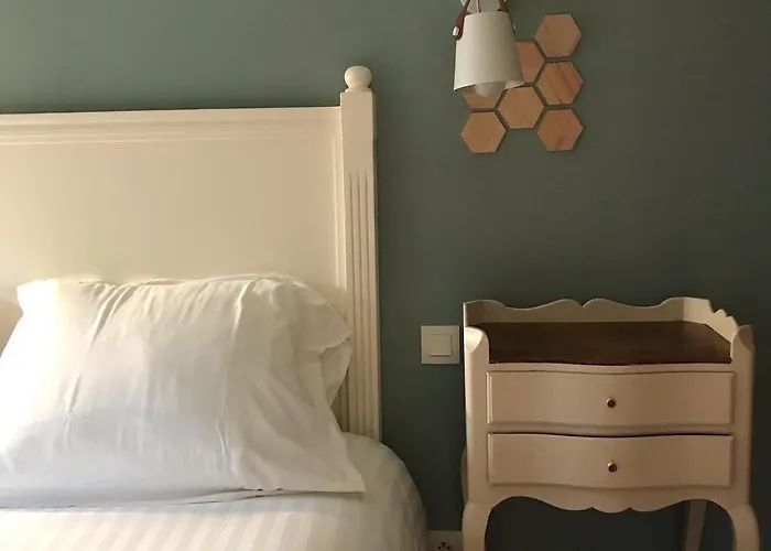 Fleur & Montfarville