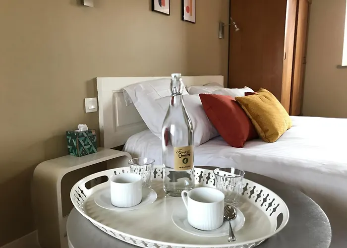 Bed & Breakfast Fleur & Montfarville